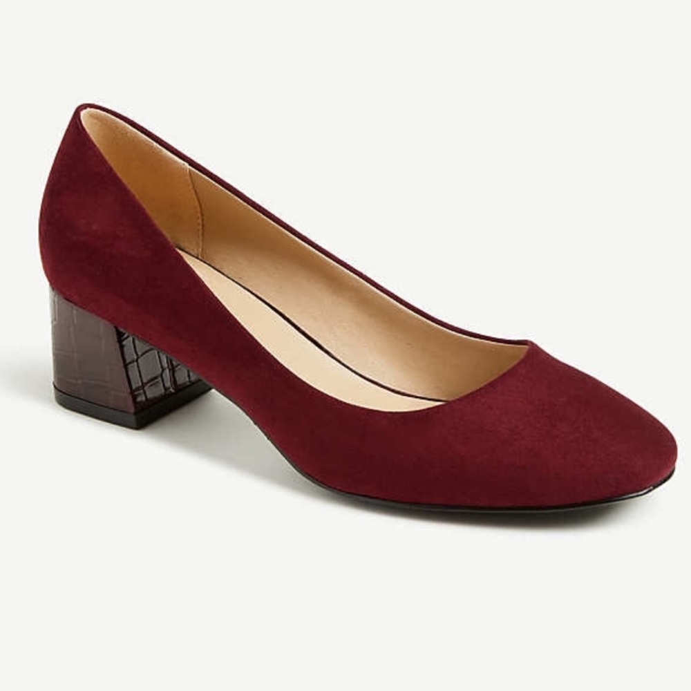 NWT Ann Taylor Factory Pumps